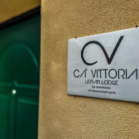 Ca' Vittoria Urban Lodge ألبا المظهر الخارجي الصورة