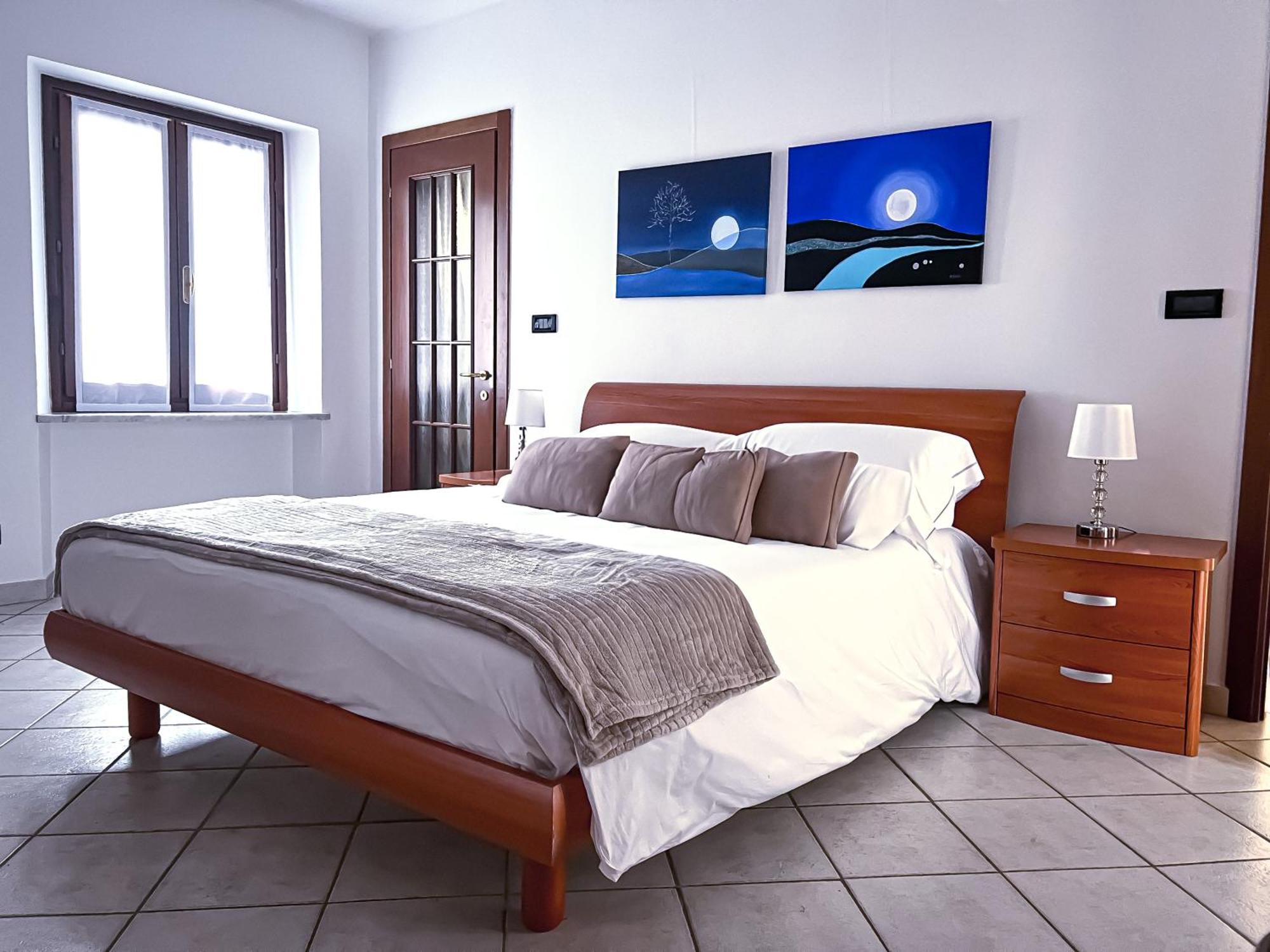 Ca' Vittoria Urban Lodge ألبا المظهر الخارجي الصورة